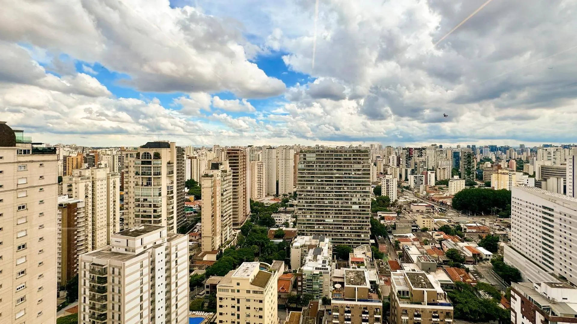 Studio Inteligente Com Alexa E Blackout Total Doru Sao Paulo Apartment